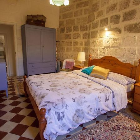 فيلا رباتفي Town House Steeped In History المظهر الخارجي الصورة