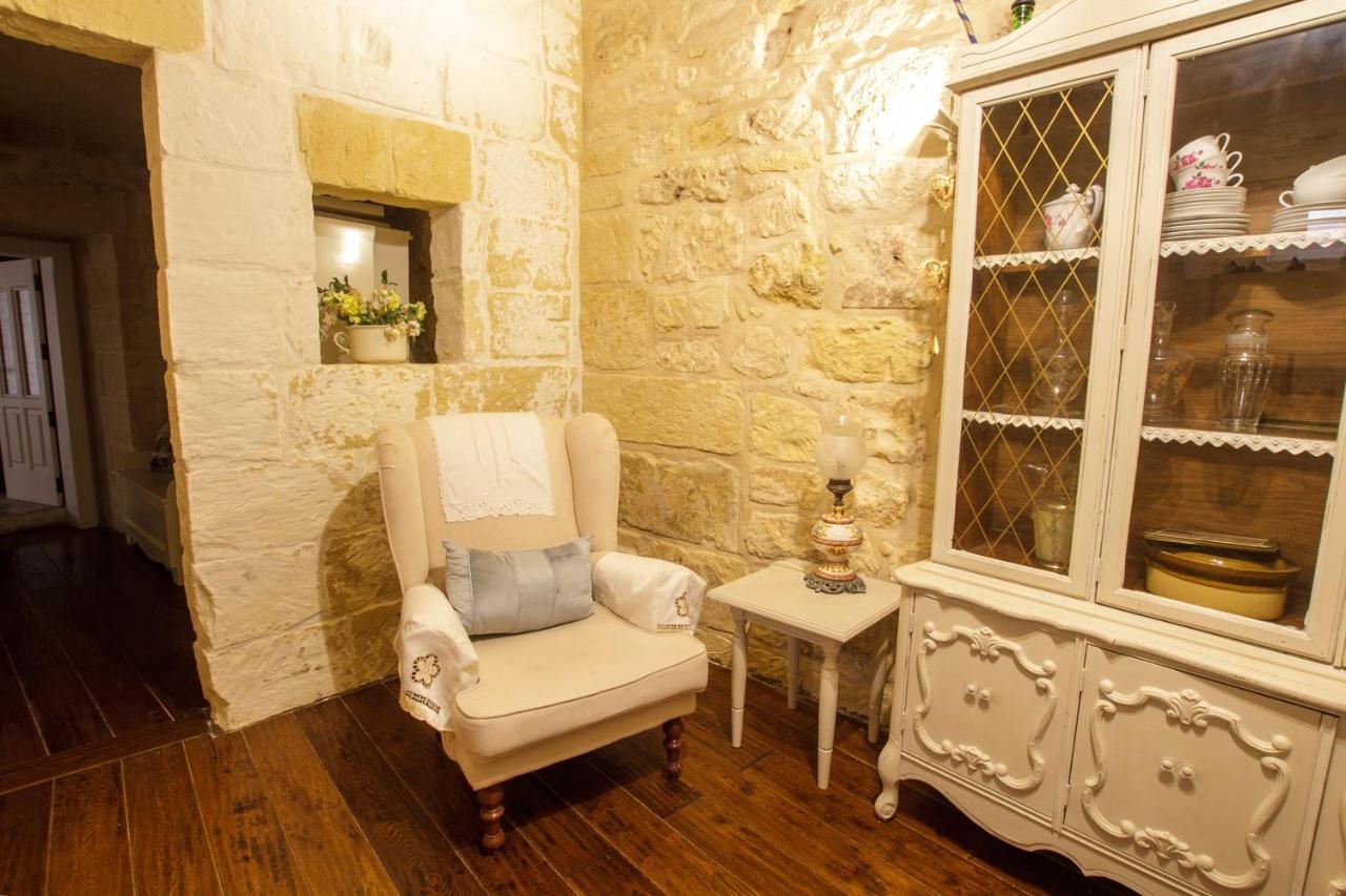 فيلا رباتفي Town House Steeped In History المظهر الخارجي الصورة