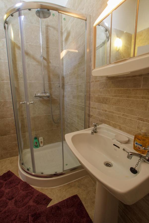 فيلا رباتفي Town House Steeped In History المظهر الخارجي الصورة