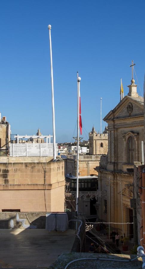فيلا رباتفي Town House Steeped In History المظهر الخارجي الصورة