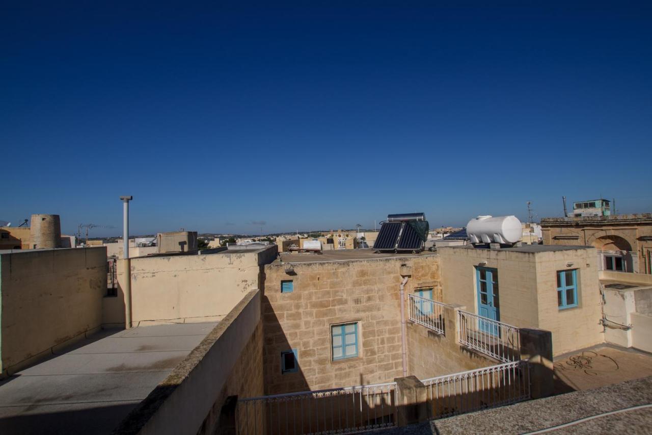 فيلا رباتفي Town House Steeped In History المظهر الخارجي الصورة