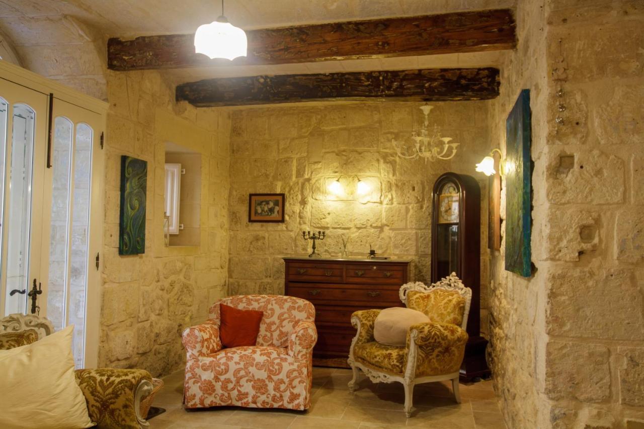 فيلا رباتفي Town House Steeped In History المظهر الخارجي الصورة